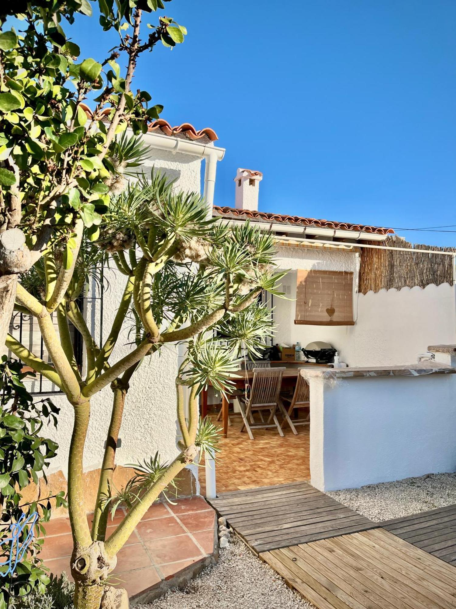 Bungalow Steps From Moraira Teulada Bagian luar foto